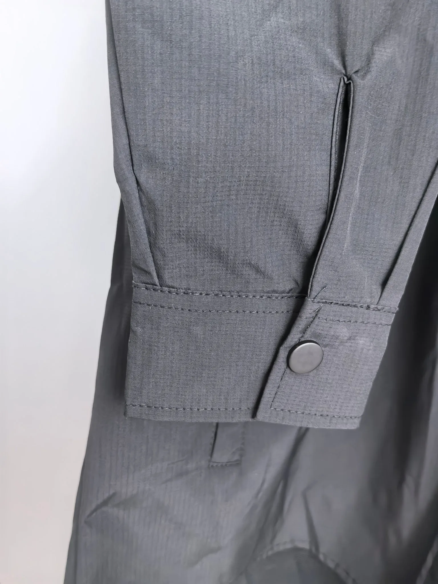 DG 2025 Z 。 ， ， ， 、 、Breathable、 ， ， 。 Breathable ， ， 。 ， ， New Arrival ， ， 、 、 Breathable、 。 ， ， Versatile 。 ，Classic Versatile ， ， ！S—2XL